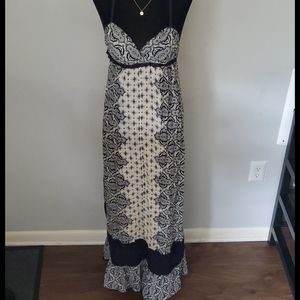 Gypsy05 blue-white embroidered dress